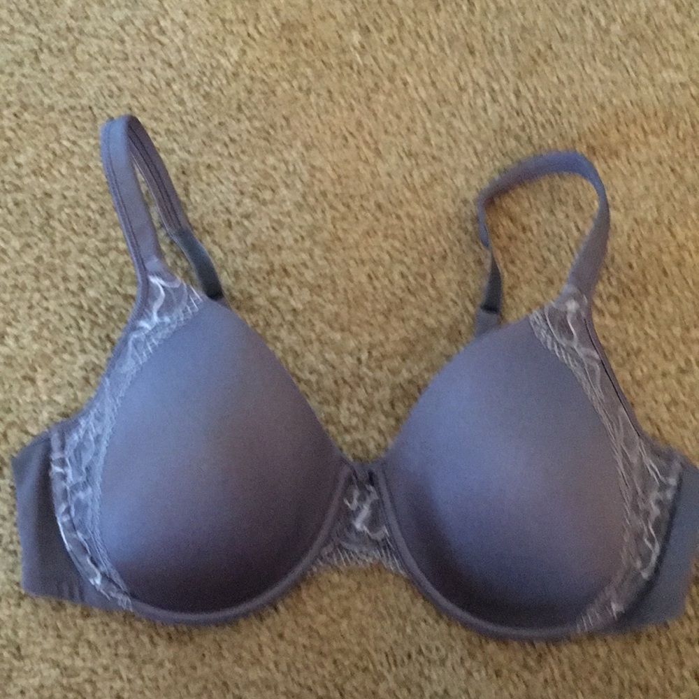 Bali 42B, Fully Lined T-Shirt Bra